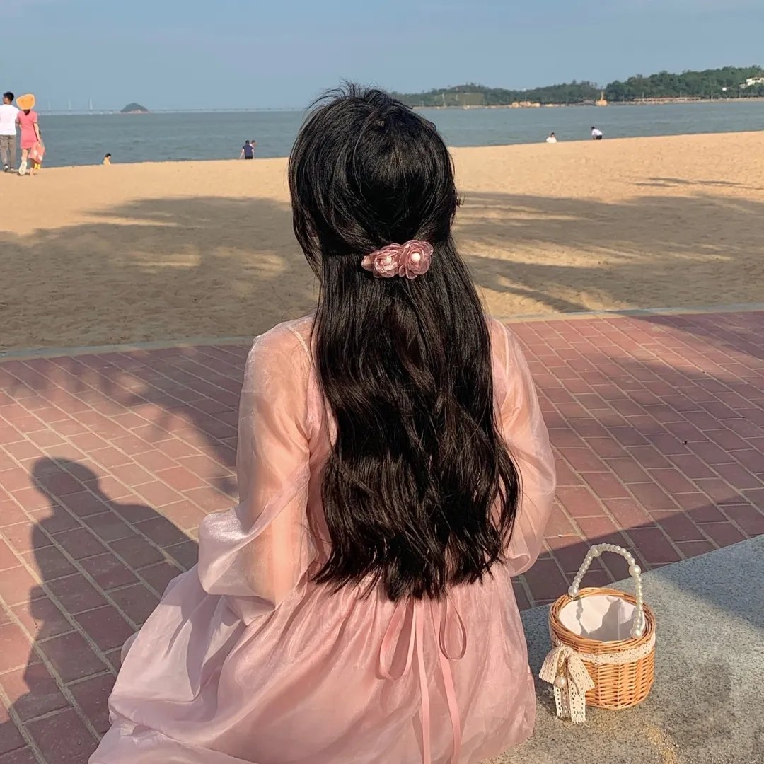 风流艳妇